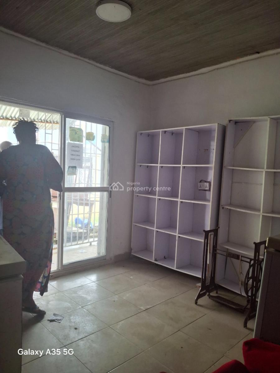 Spacious Shop, Silverland, Ajah, Lagos, Shop for Rent