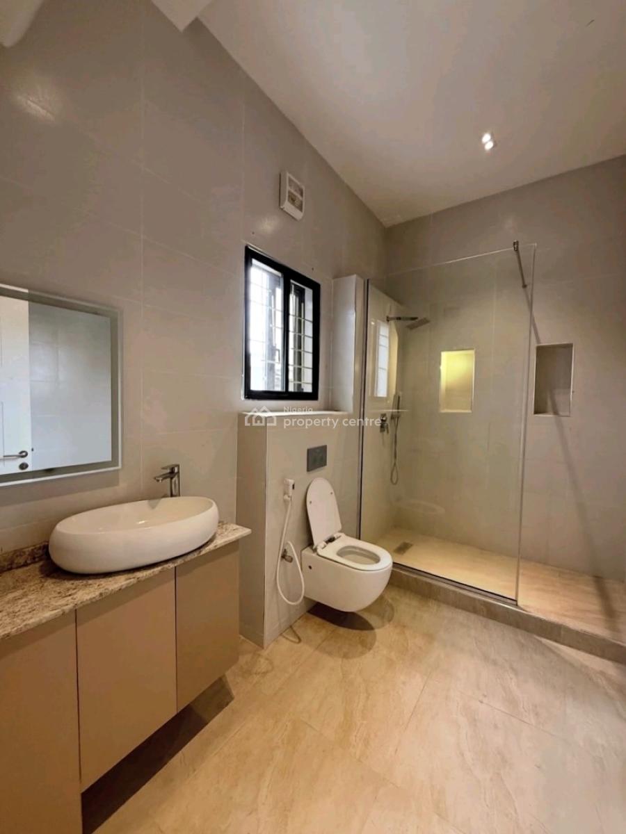 5 Bedroom Semi Detached Duplex, Guzape District, Abuja, Semi-detached Duplex for Sale