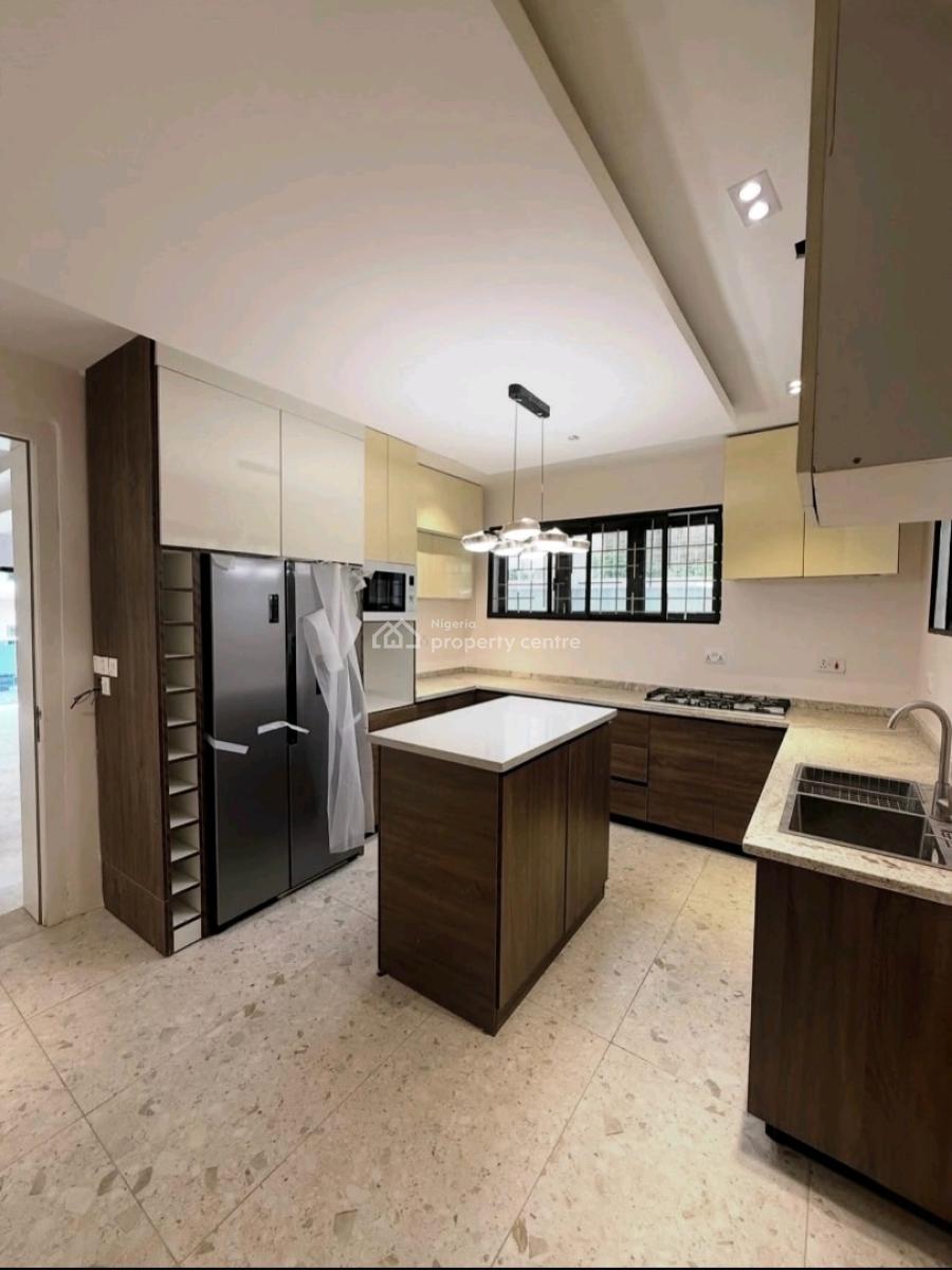 5 Bedroom Semi Detached Duplex, Guzape District, Abuja, Semi-detached Duplex for Sale