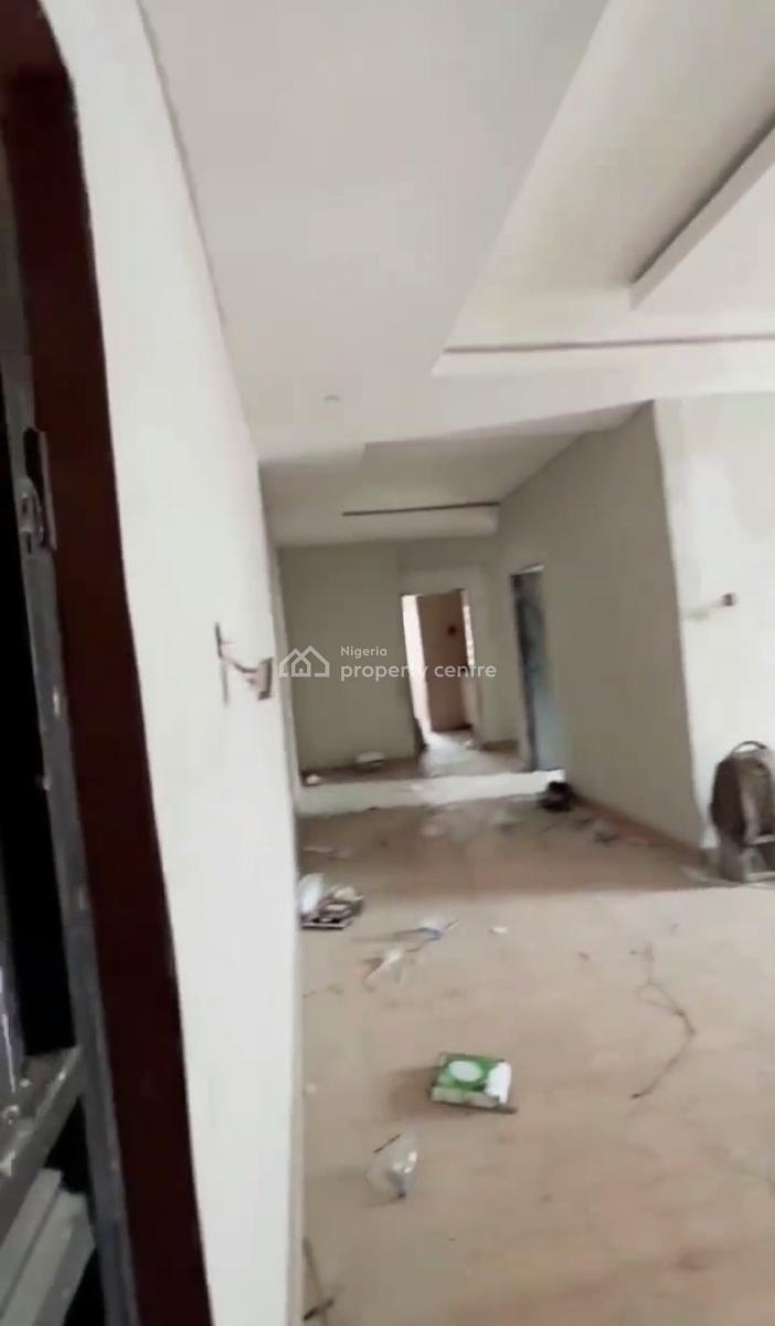 Spacious Standard Decent 2 Bedroom Apartment, Off Market Street, Shomolu, Lagos, Flat / Apartment for Rent