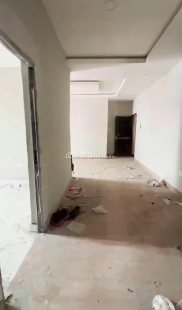 Spacious Standard Decent 2 Bedroom Apartment, Off Market Street, Shomolu, Lagos, Flat / Apartment for Rent