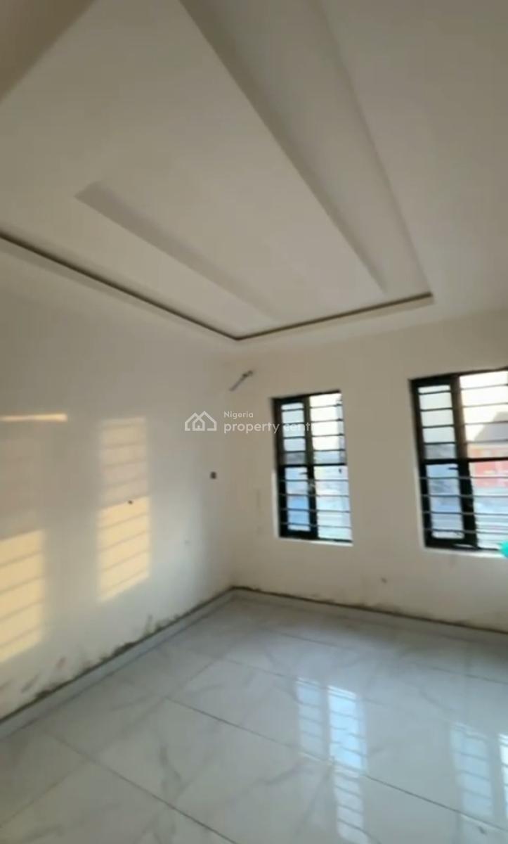 Newly Built Spacious Standard 2 Bedroom Apartment, Onipanu, Shomolu, Lagos, Flat / Apartment for Rent