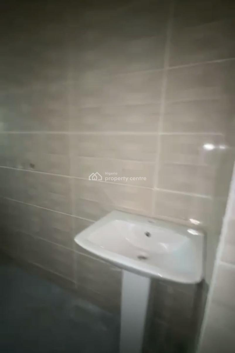 Newly Built Spacious Standard 2 Bedroom Apartment, Onipanu, Shomolu, Lagos, Flat / Apartment for Rent