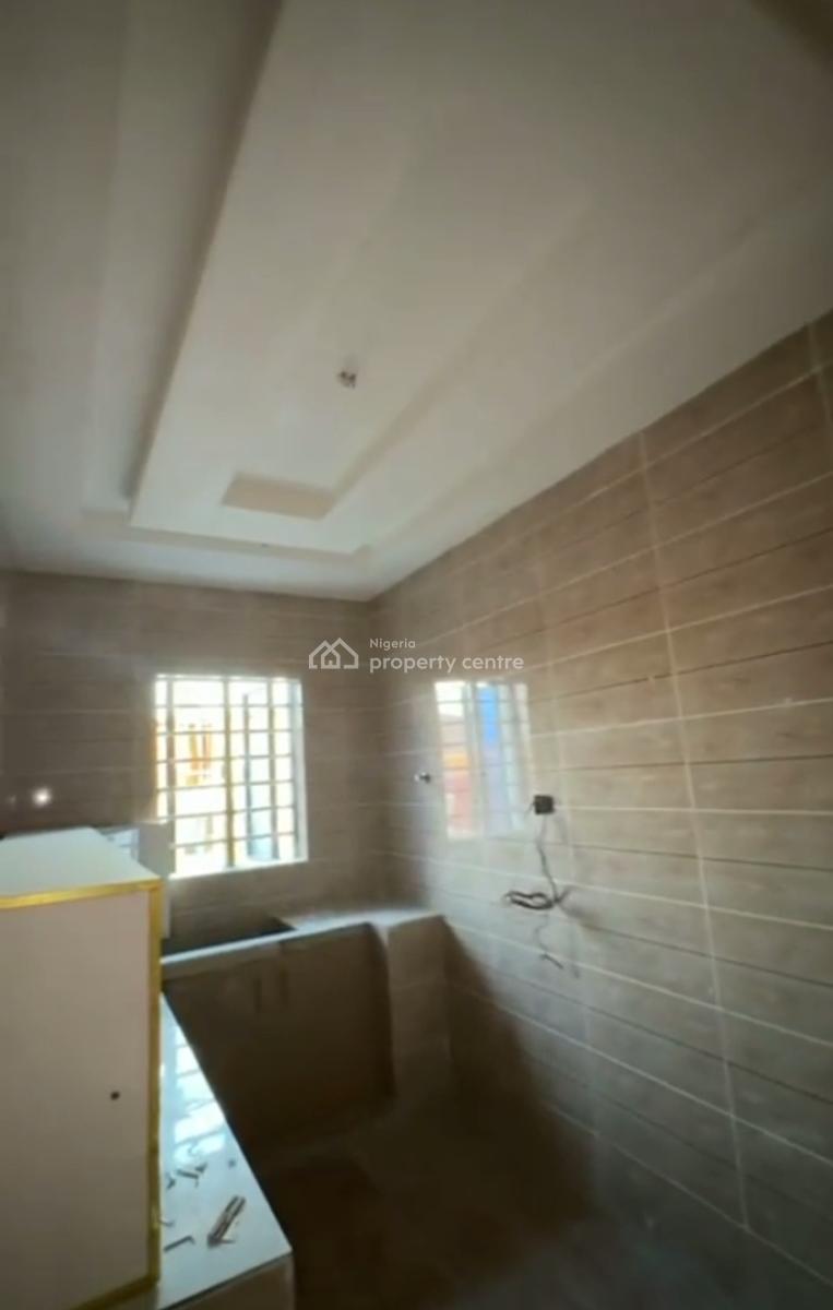 Newly Built Spacious Standard 2 Bedroom Apartment, Onipanu, Shomolu, Lagos, Flat / Apartment for Rent