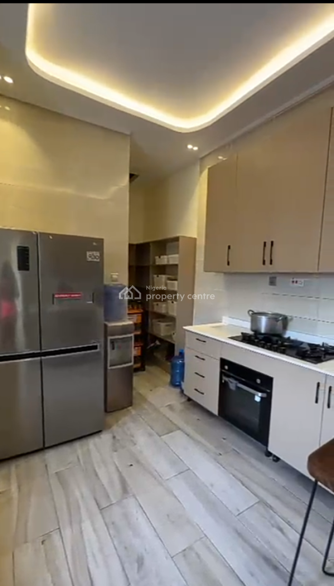 Fully Fitted 3bedroom Penthouse with Bq Within a Serene Premises, Bourdillion, Ikoyi, Lagos, Flat / Apartment for Sale