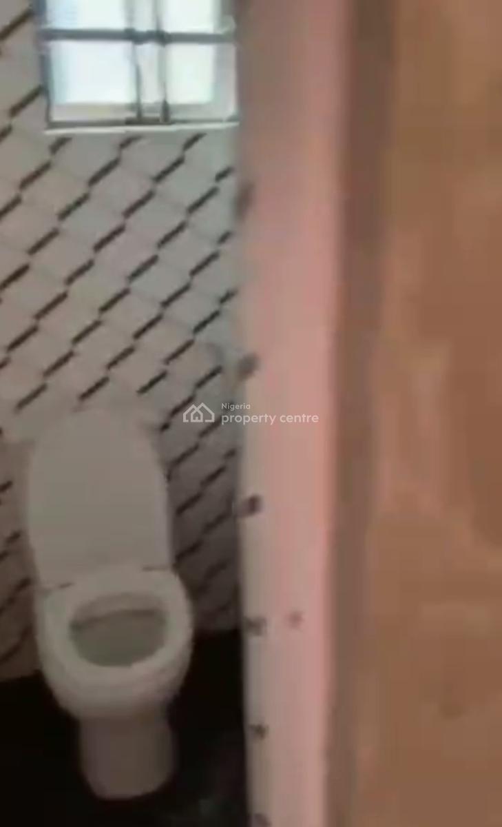 Spacious Standard Decent One Bedroom Apartment, Onike, Yaba, Lagos, Mini Flat (room and Parlour) for Rent