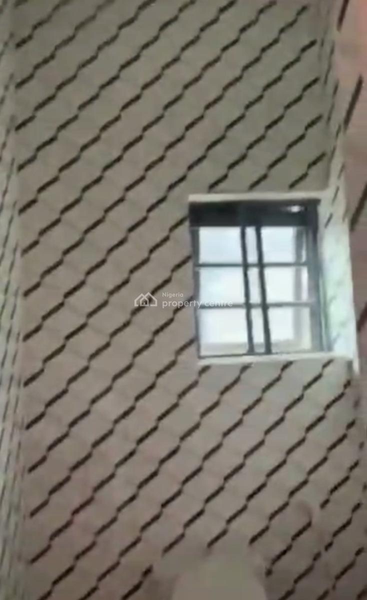 Spacious Standard Decent One Bedroom Apartment, Onike, Yaba, Lagos, Mini Flat (room and Parlour) for Rent