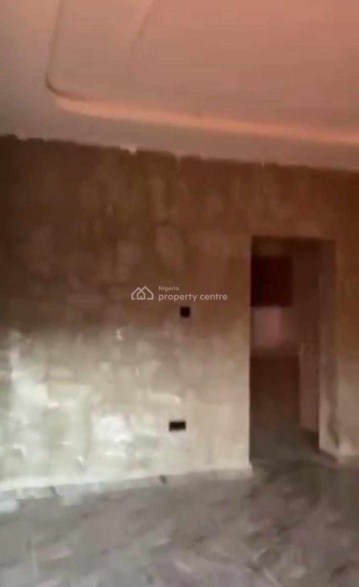 Spacious Standard Decent One Bedroom Apartment, Onike, Yaba, Lagos, Mini Flat (room and Parlour) for Rent