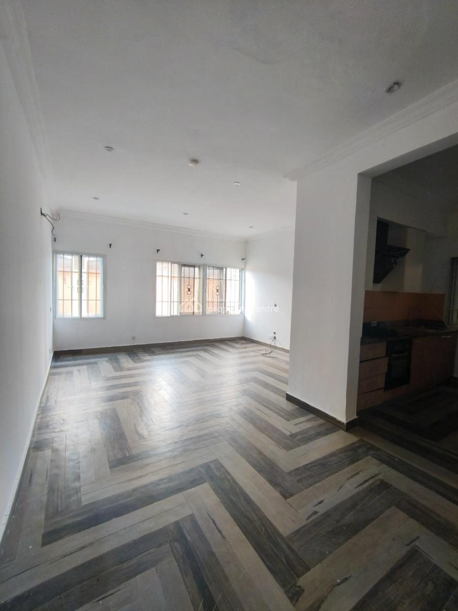 Well Maintained 2 Bedroom Apartment, Idado, Agungi, Lekki, Lagos, Flat / Apartment for Rent