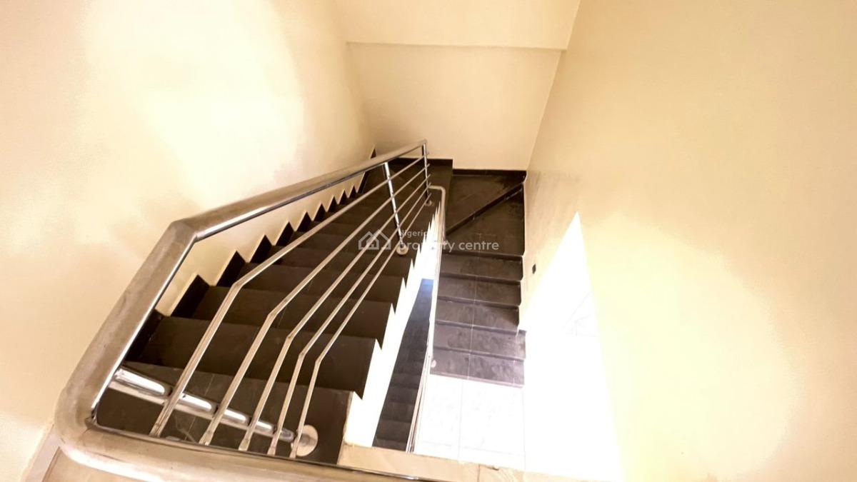 4 Bedroom Terrace Duplex, Guzape District, Abuja, Terraced Duplex for Rent