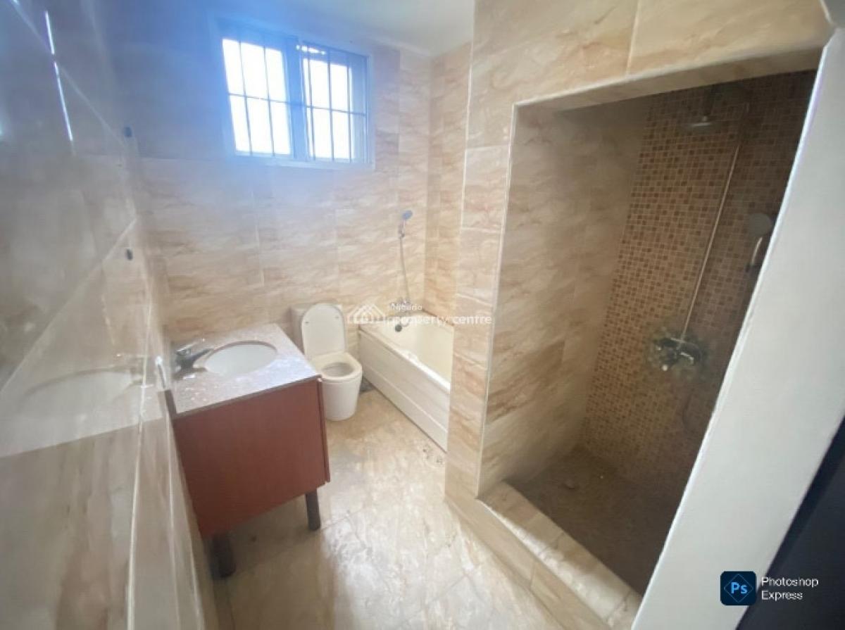 Rare Asset Perfect for School Or Medical Facility, Lekki Phase I, Lekki Phase 1, Lekki, Lagos, School for Sale