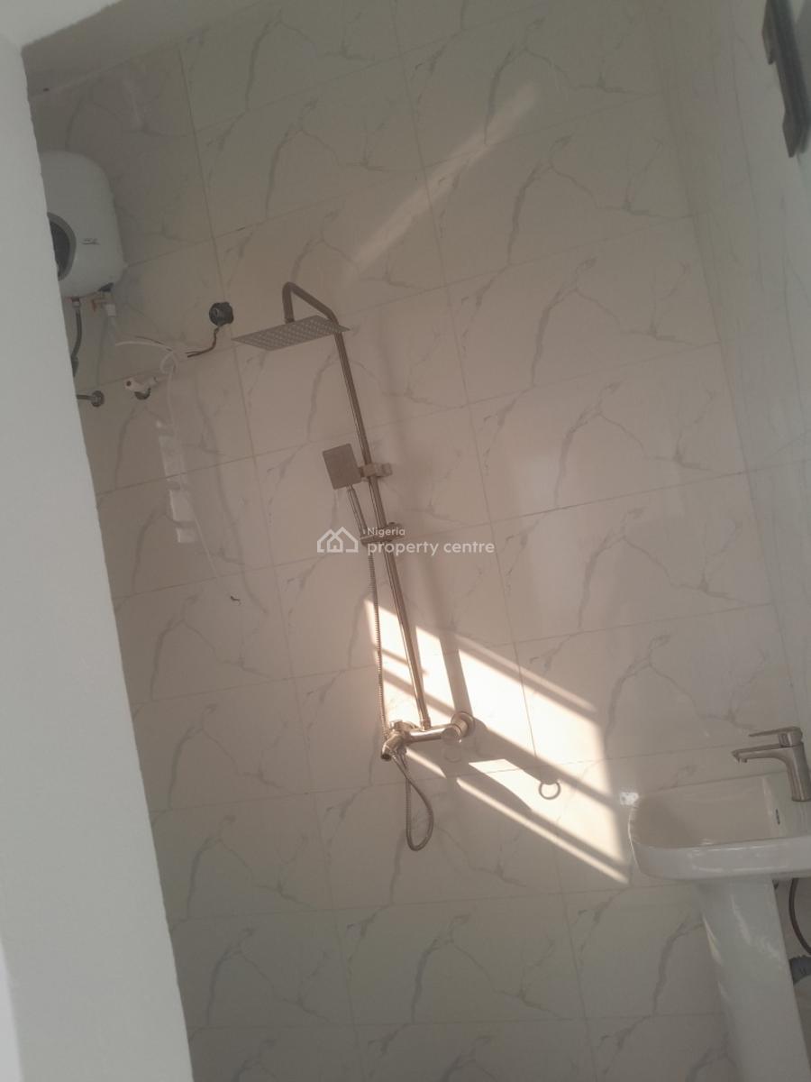 Well Maintained Mini Flat Apartment in a Secured Estate, Ogidan, Sangotedo, Ajah, Lagos, Flat / Apartment for Rent