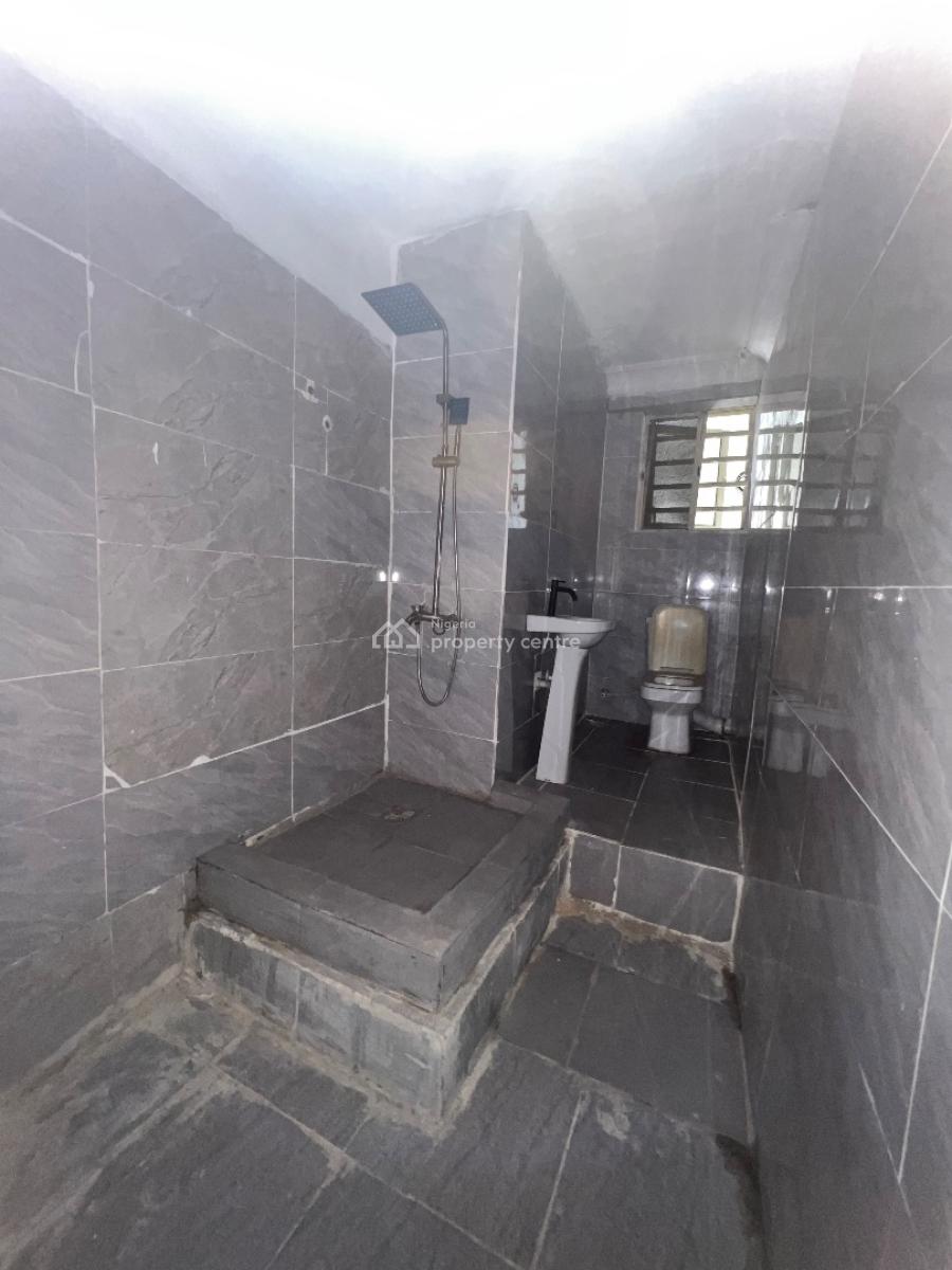 2bedroom Flat, Admiralty Way, Lekki Phase 1, Lekki, Lagos, Flat / Apartment for Rent