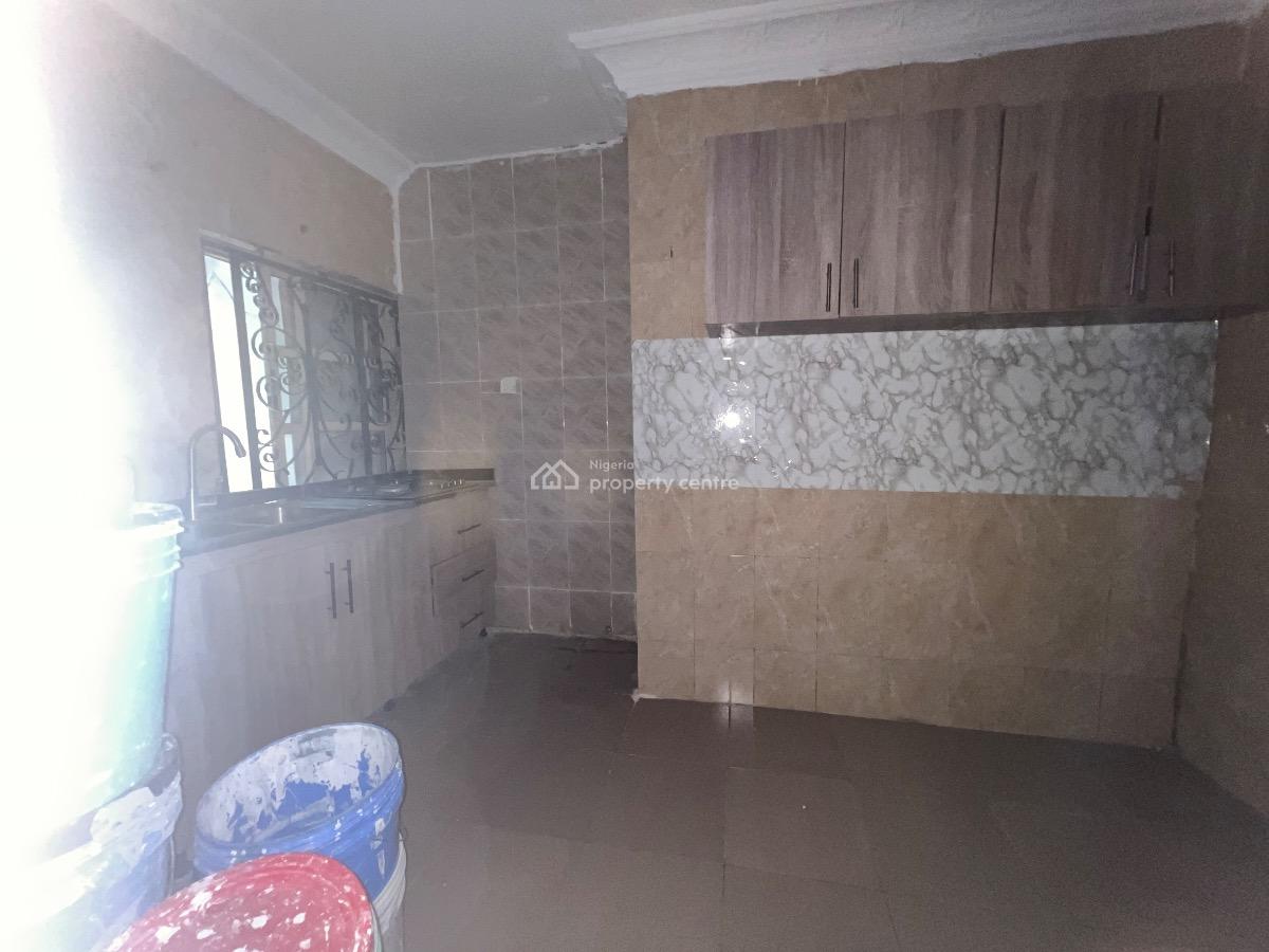 2bedroom Flat, Admiralty Way, Lekki Phase 1, Lekki, Lagos, Flat / Apartment for Rent