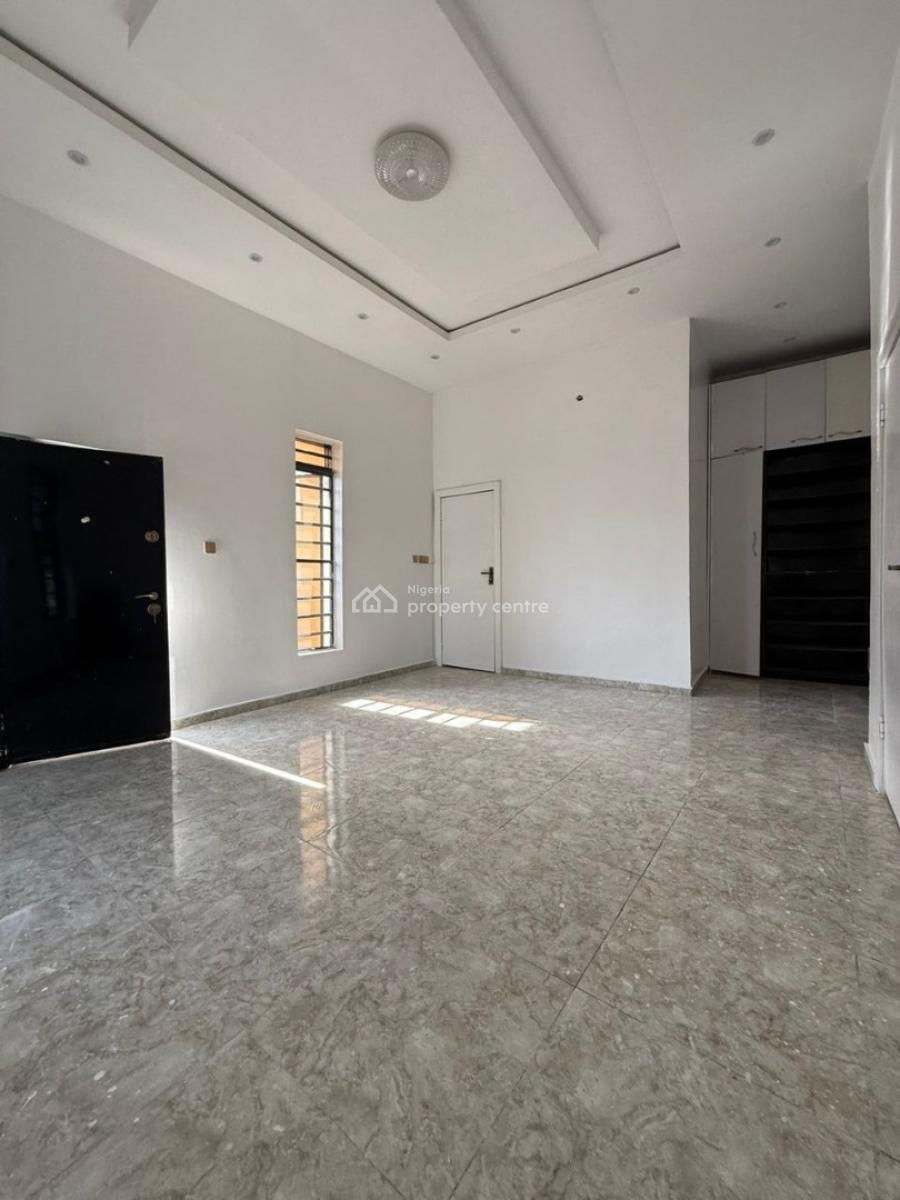 Clean & Cozy Masterbedroom, Royal Pine, Orchid, Lekki Phase 2, Lekki, Lagos, Self Contain (single Rooms) for Rent