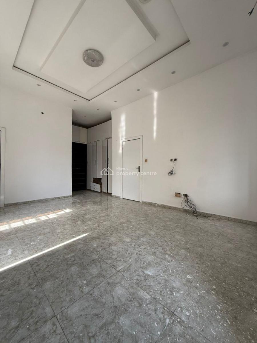 Clean & Cozy Masterbedroom, Royal Pine, Orchid, Lekki Phase 2, Lekki, Lagos, Self Contain (single Rooms) for Rent