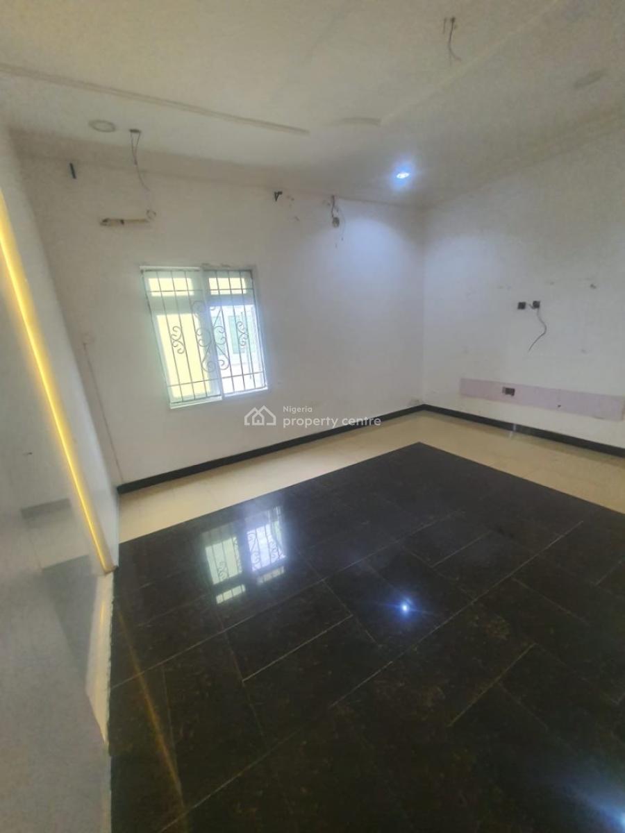 Massive 1 Bedroom and Mini Flat in a Safe and Secured Estate, Chevron, Lekki, Lekki, Lagos, Mini Flat (room and Parlour) for Rent