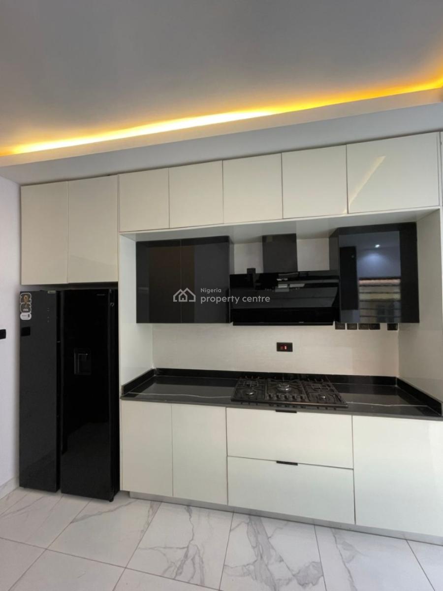 Sharp Newly Built 2 Bedroom Apartment with Bq, Lekki Phase 1, Lekki, Lagos, Flat / Apartment for Sale