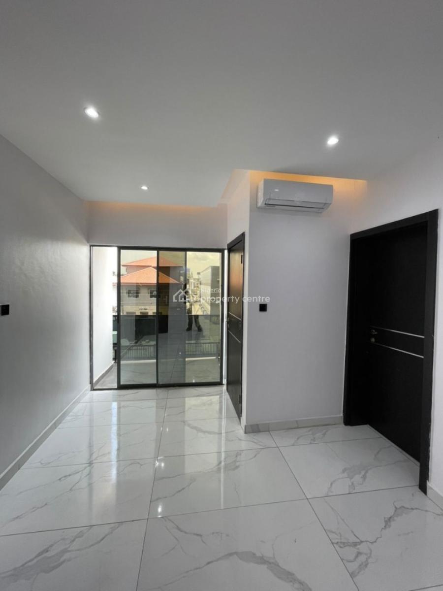 Sharp Newly Built 2 Bedroom Apartment with Bq, Lekki Phase 1, Lekki, Lagos, Flat / Apartment for Sale