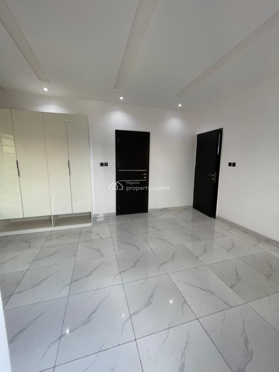 Sharp Newly Built 2 Bedroom Apartment with Bq, Lekki Phase 1, Lekki, Lagos, Flat / Apartment for Sale