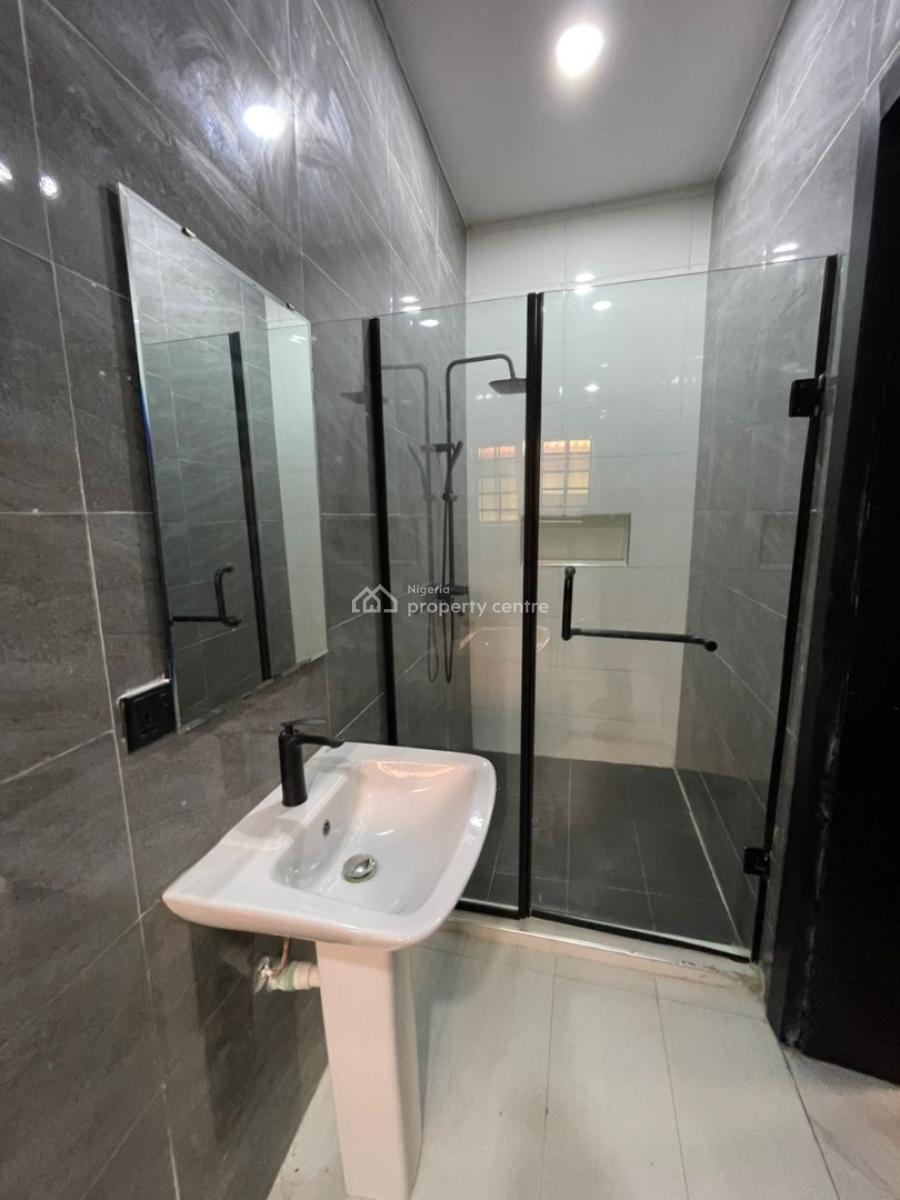 Sharp Newly Built 2 Bedroom Apartment with Bq, Lekki Phase 1, Lekki, Lagos, Flat / Apartment for Sale