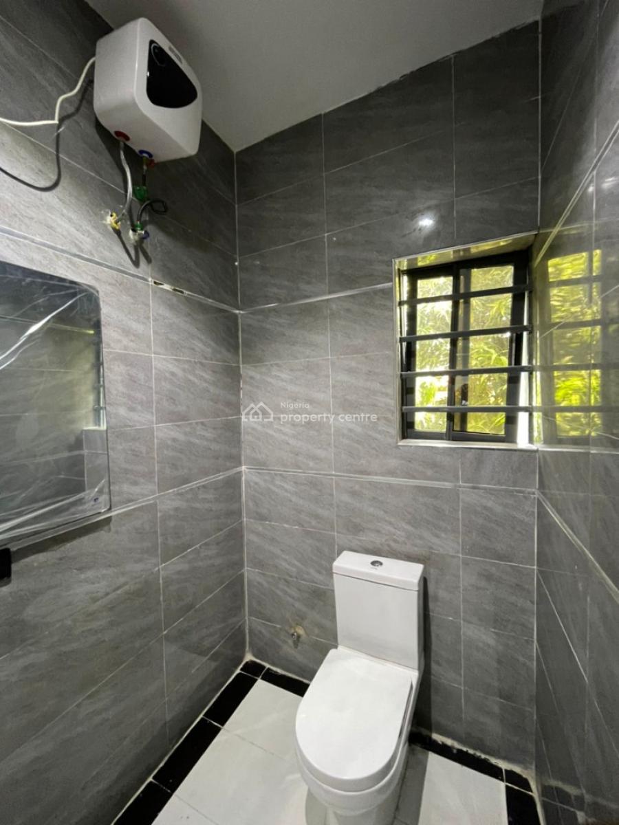 Sharp Newly Built 2 Bedroom Apartment with Bq, Lekki Phase 1, Lekki, Lagos, Flat / Apartment for Sale