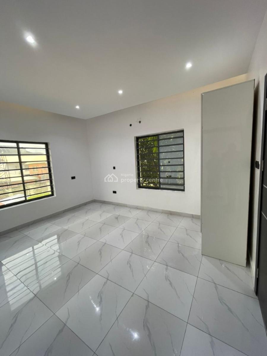 Sharp Newly Built 2 Bedroom Apartment with Bq, Lekki Phase 1, Lekki, Lagos, Flat / Apartment for Sale