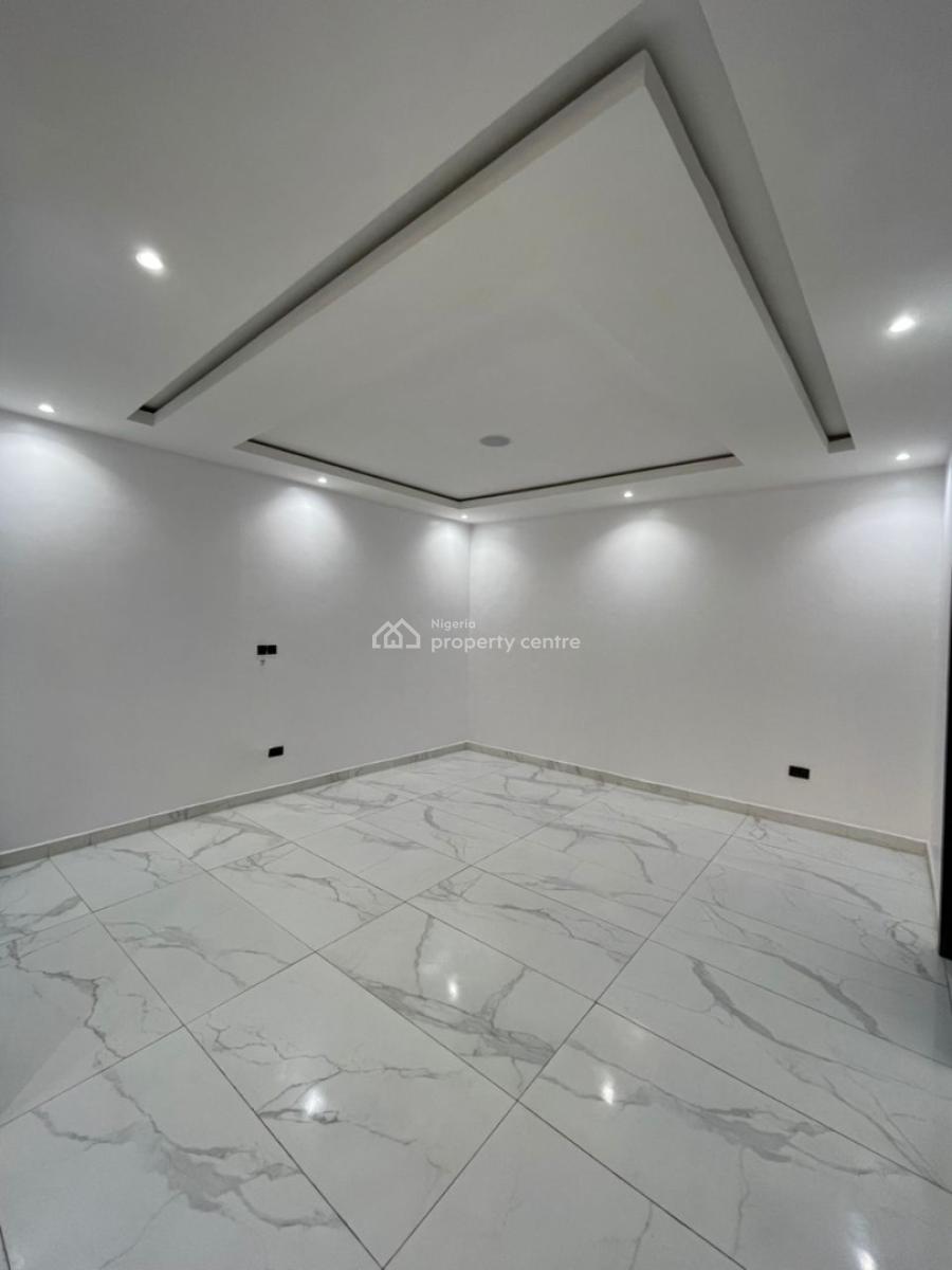 Sharp Newly Built 2 Bedroom Apartment with Bq, Lekki Phase 1, Lekki, Lagos, Flat / Apartment for Sale