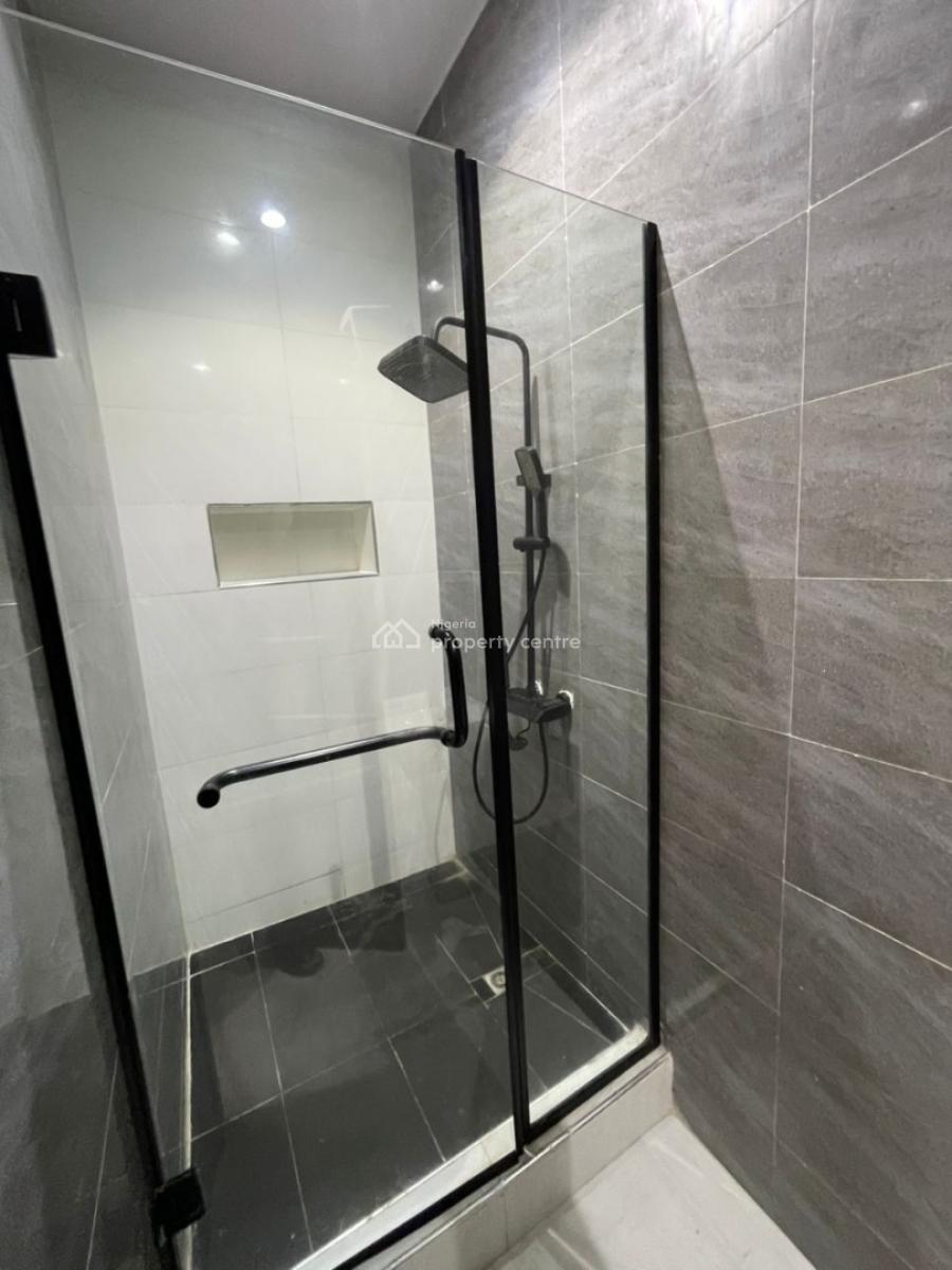 Sharp Newly Built 2 Bedroom Apartment with Bq, Lekki Phase 1, Lekki, Lagos, Flat / Apartment for Sale