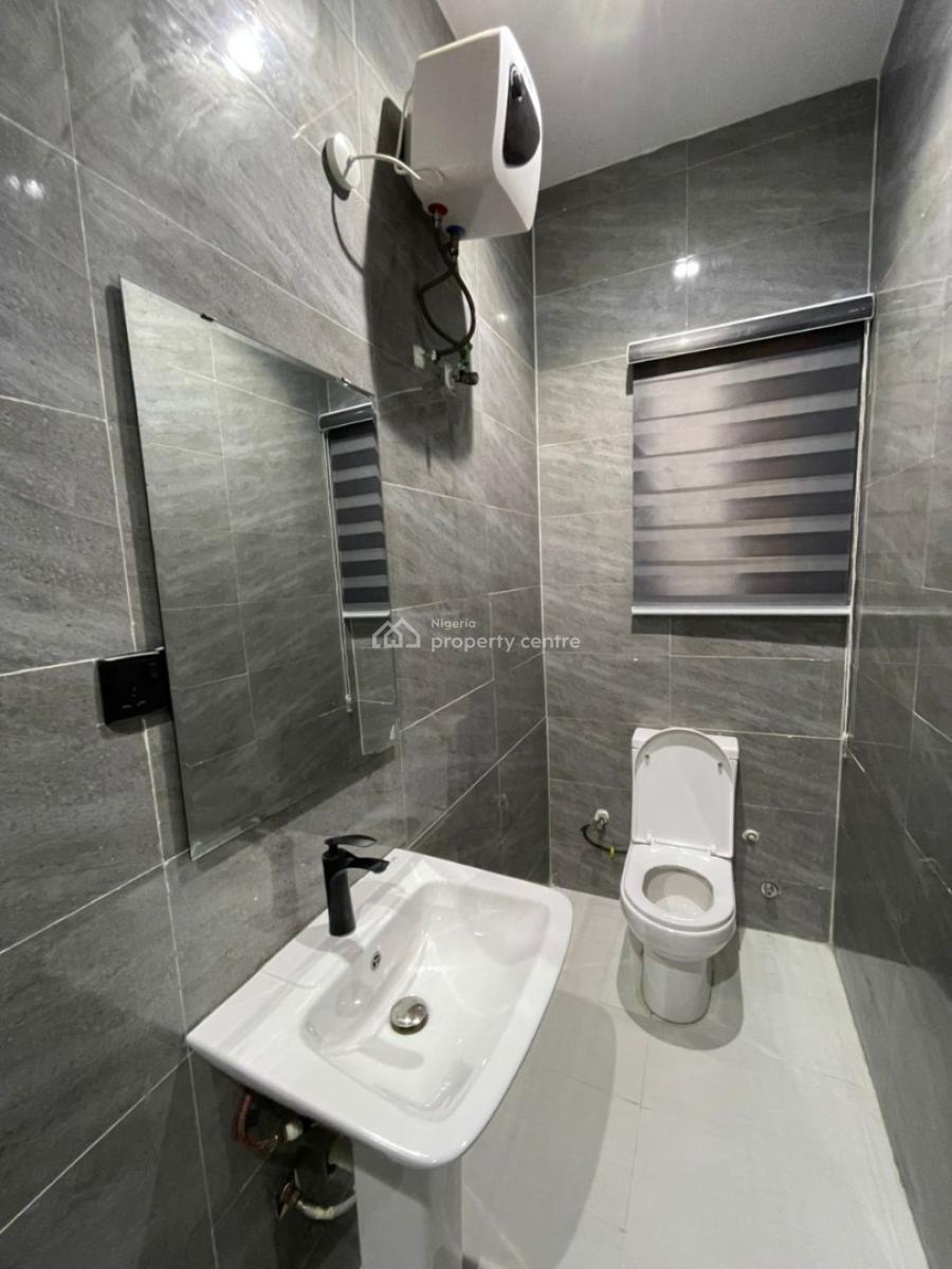 Sharp Newly Built 2 Bedroom Apartment with Bq, Lekki Phase 1, Lekki, Lagos, Flat / Apartment for Sale