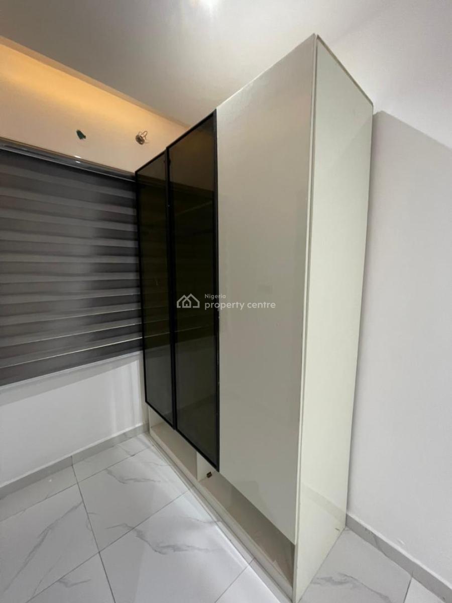 Sharp Newly Built 2 Bedroom Apartment with Bq, Lekki Phase 1, Lekki, Lagos, Flat / Apartment for Sale