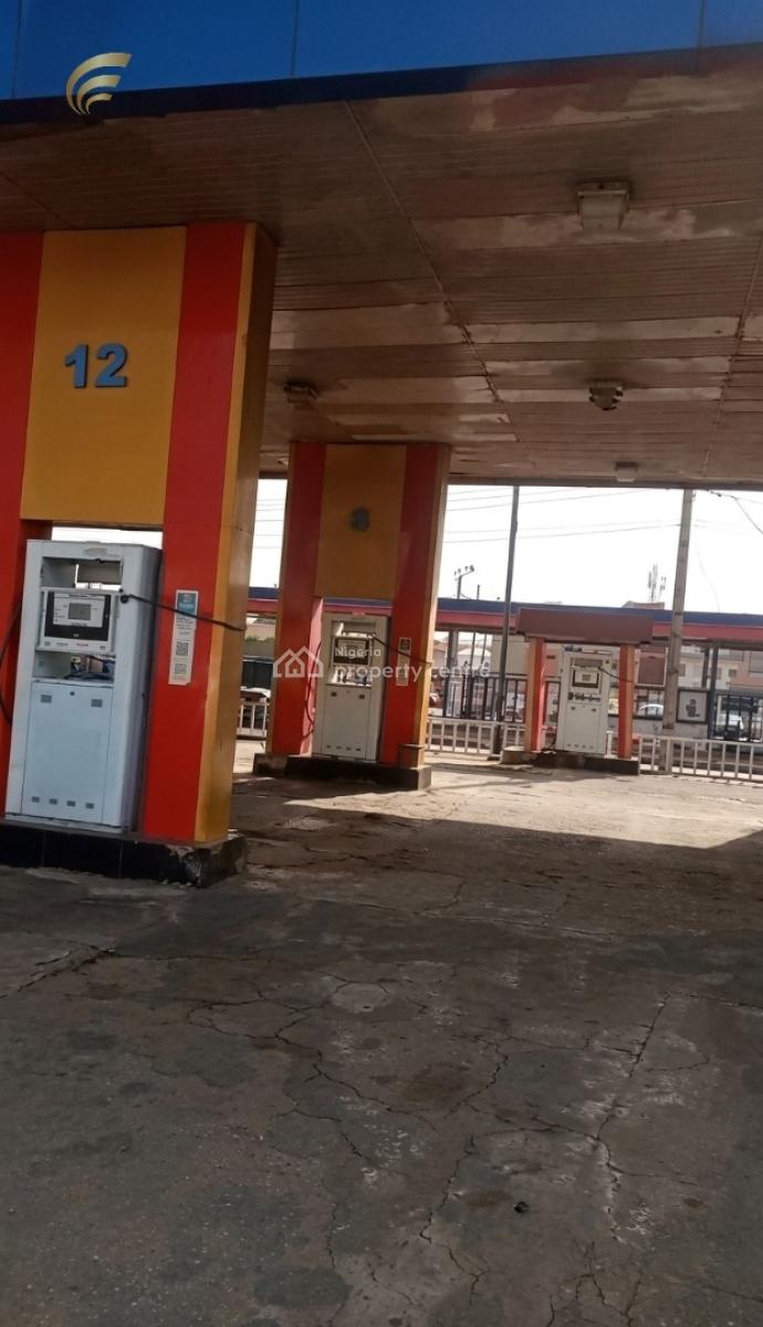 Prime Licensed Filling Station, Lagos-abeokuta Expressway, Dopemu, Agege, Lagos, Filling Station for Sale