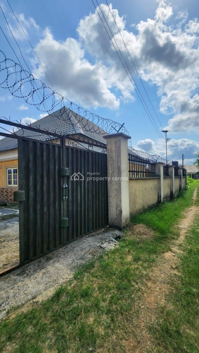 Standard and Spacious Four (4) Bedroom Detached Bungalow, Ifa, Off Oron Road, Uyo, Akwa Ibom, Detached Bungalow for Sale