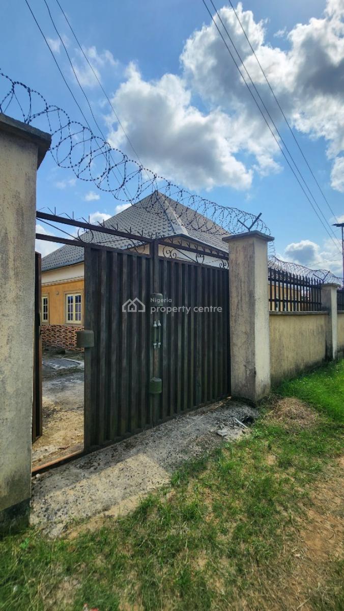 Standard and Spacious Four (4) Bedroom Detached Bungalow, Ifa, Off Oron Road, Uyo, Akwa Ibom, Detached Bungalow for Sale