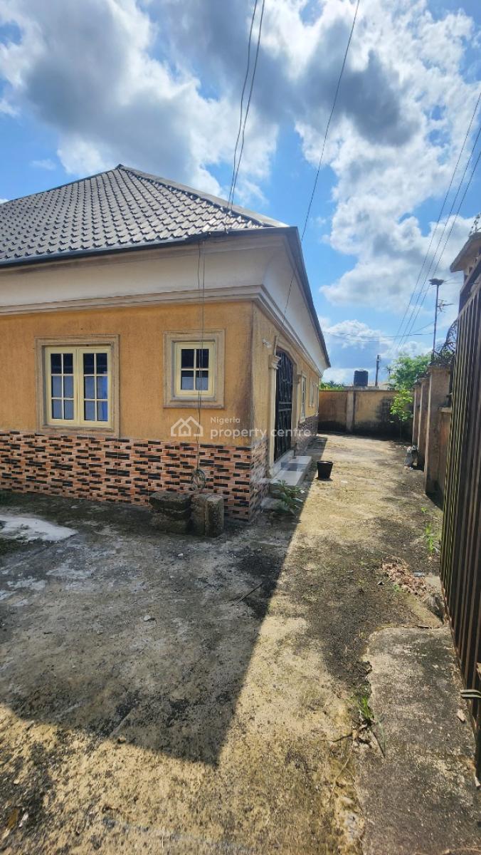 Standard and Spacious Four (4) Bedroom Detached Bungalow, Ifa, Off Oron Road, Uyo, Akwa Ibom, Detached Bungalow for Sale