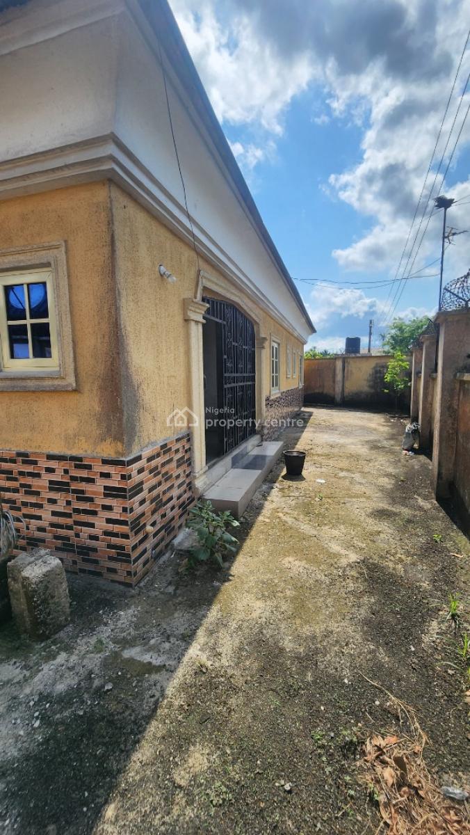 Standard and Spacious Four (4) Bedroom Detached Bungalow, Ifa, Off Oron Road, Uyo, Akwa Ibom, Detached Bungalow for Sale