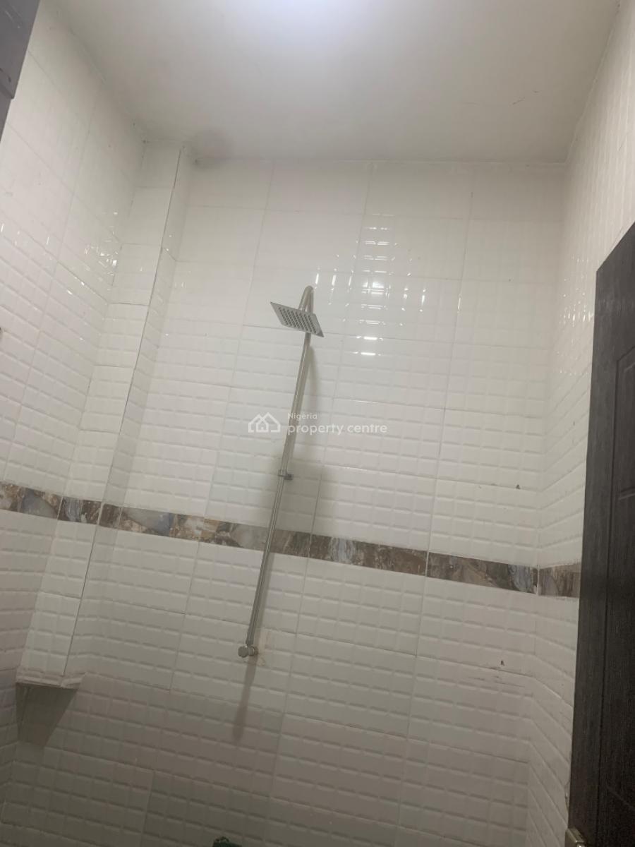 Room Bq, Osapa London, Lekki Phase 1, Lekki, Lagos, Flat / Apartment for Rent