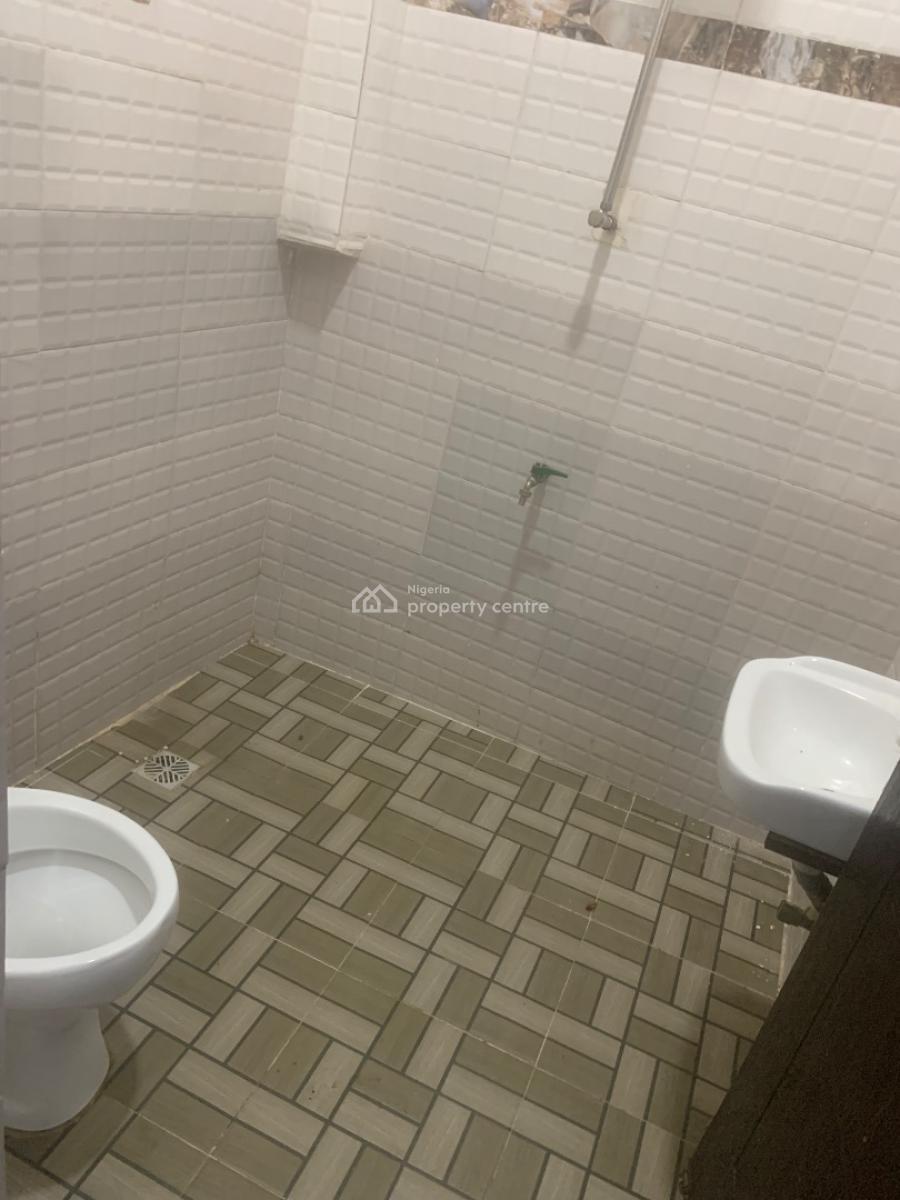 Room Bq, Osapa London, Lekki Phase 1, Lekki, Lagos, Flat / Apartment for Rent