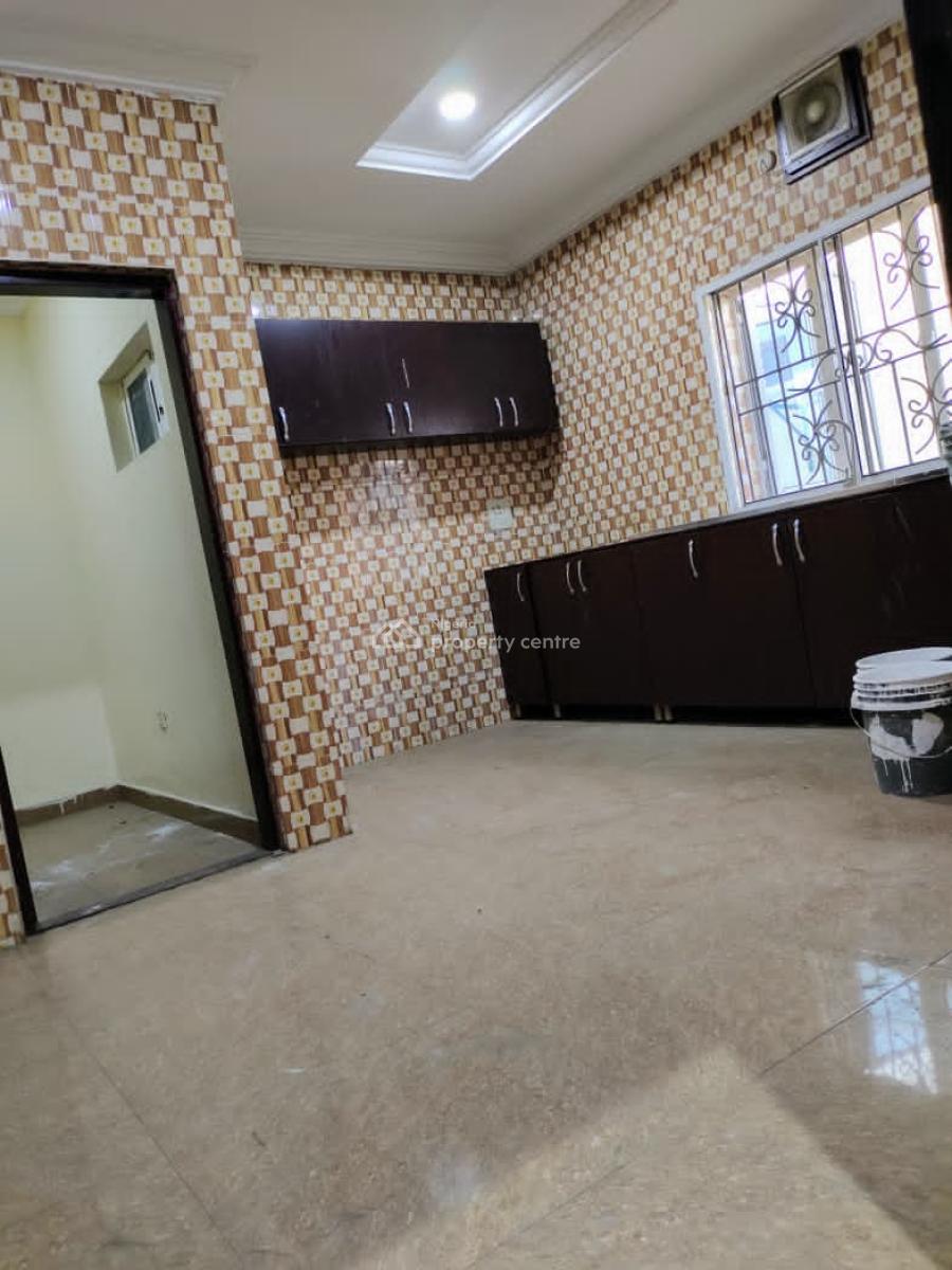 Standard Three (3) Bedroom Flat, Akwa Ima State, Oluyole, Oyo, House for Rent