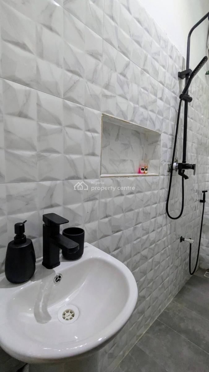 Ltle Afrca Eritrea 2 Bedroom Apartment, Rehoboth Street, Majesty Estate, Port Harcourt, Rivers, Flat / Apartment Short Let