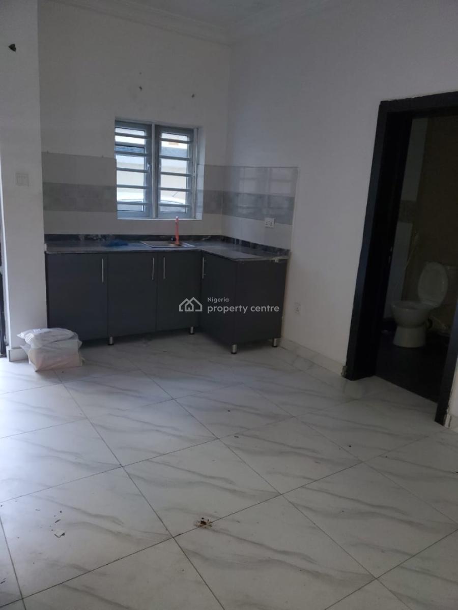 Self Contained, Maroko Ilaje Ajah, Ilaje, Ajah, Lagos, Self Contain (single Rooms) for Rent