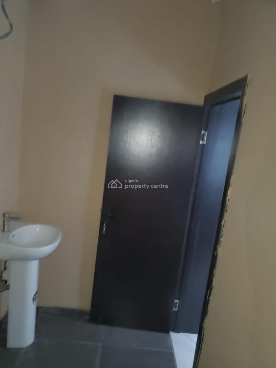 Self Contained, Maroko Ilaje Ajah, Ilaje, Ajah, Lagos, Self Contain (single Rooms) for Rent