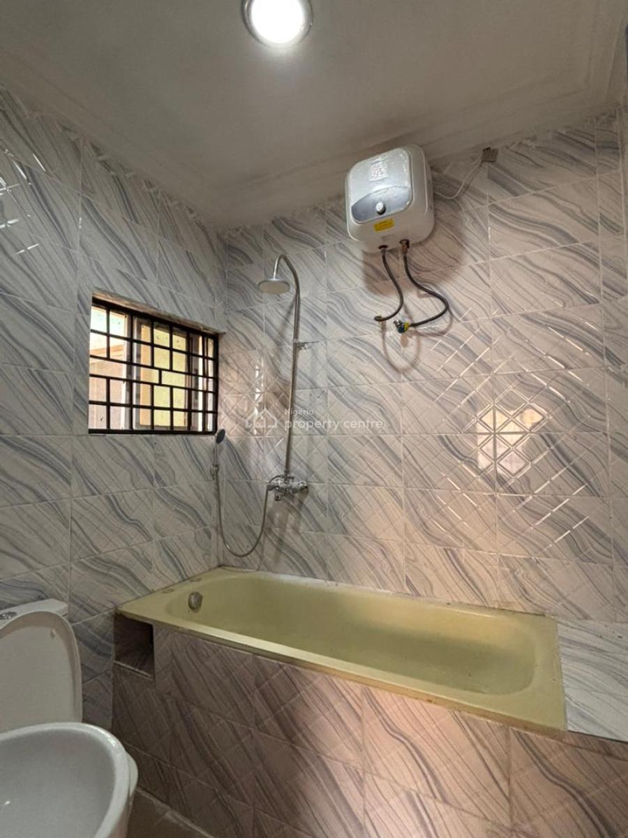 a Very Good Spacious 3-bedroom Semi-detached Bungalow, Sunny Vale Estate, Lokogoma District Abuja., Lokogoma District, Abuja, Semi-detached Bungalow for Rent