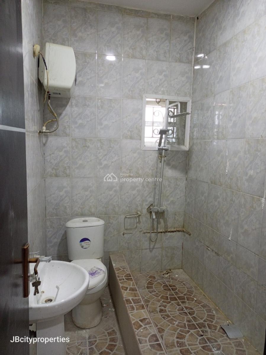 Massive Luxury 3 Bedroom Apartment, Ogombo, Ogombo, Ajah, Lagos, Flat / Apartment for Rent