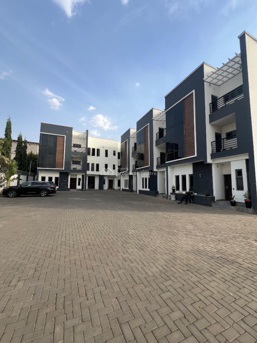 Spacious 4 Bedroom Terrace Duplex with Bq, Wuye, Abuja, Terraced Duplex for Sale