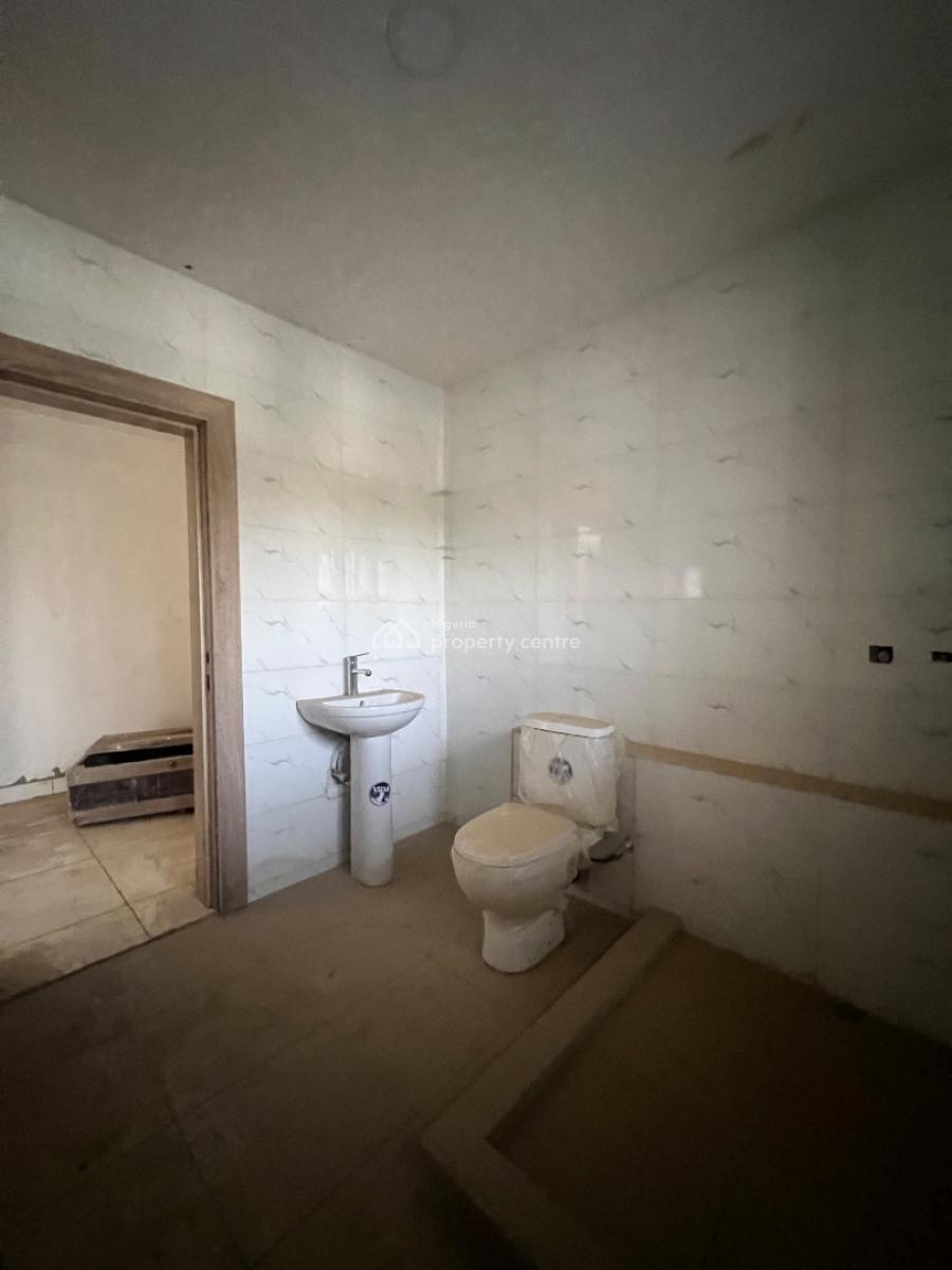 Spacious 4 Bedroom Terrace Duplex with Bq, Wuye, Abuja, Terraced Duplex for Sale