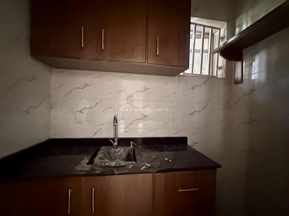 Modern, Secured & Well Serviced 1 Bedroom Apartment Available, Agungi, Lekki, Lagos, Mini Flat (room and Parlour) for Rent