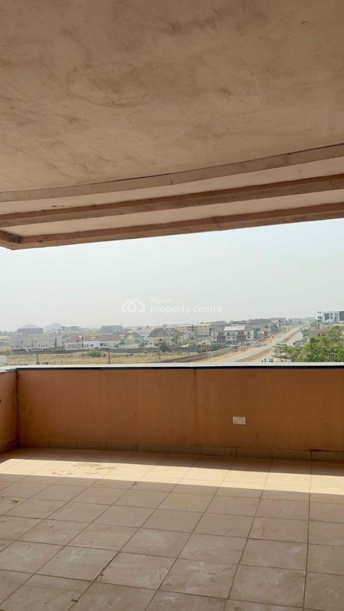 Sharp 208sqm Rooftop Space, Jahi, Abuja, Plaza / Complex / Mall for Rent