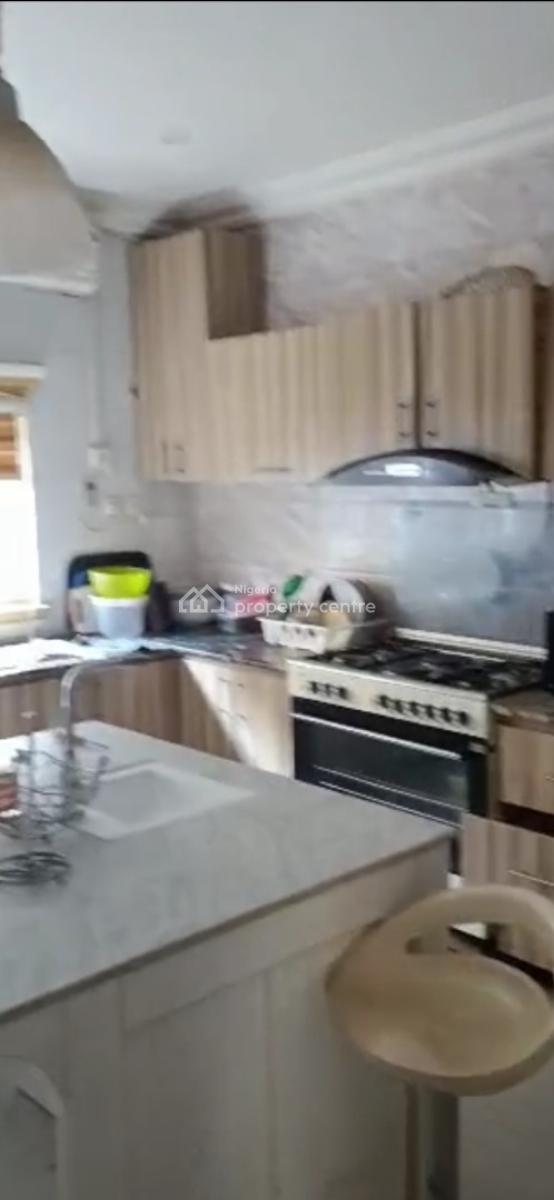 a Good Furnished & Serviced 3-bedroom Terrace Duplex + 1bq, Jabi, Abuja, Terraced Duplex for Rent