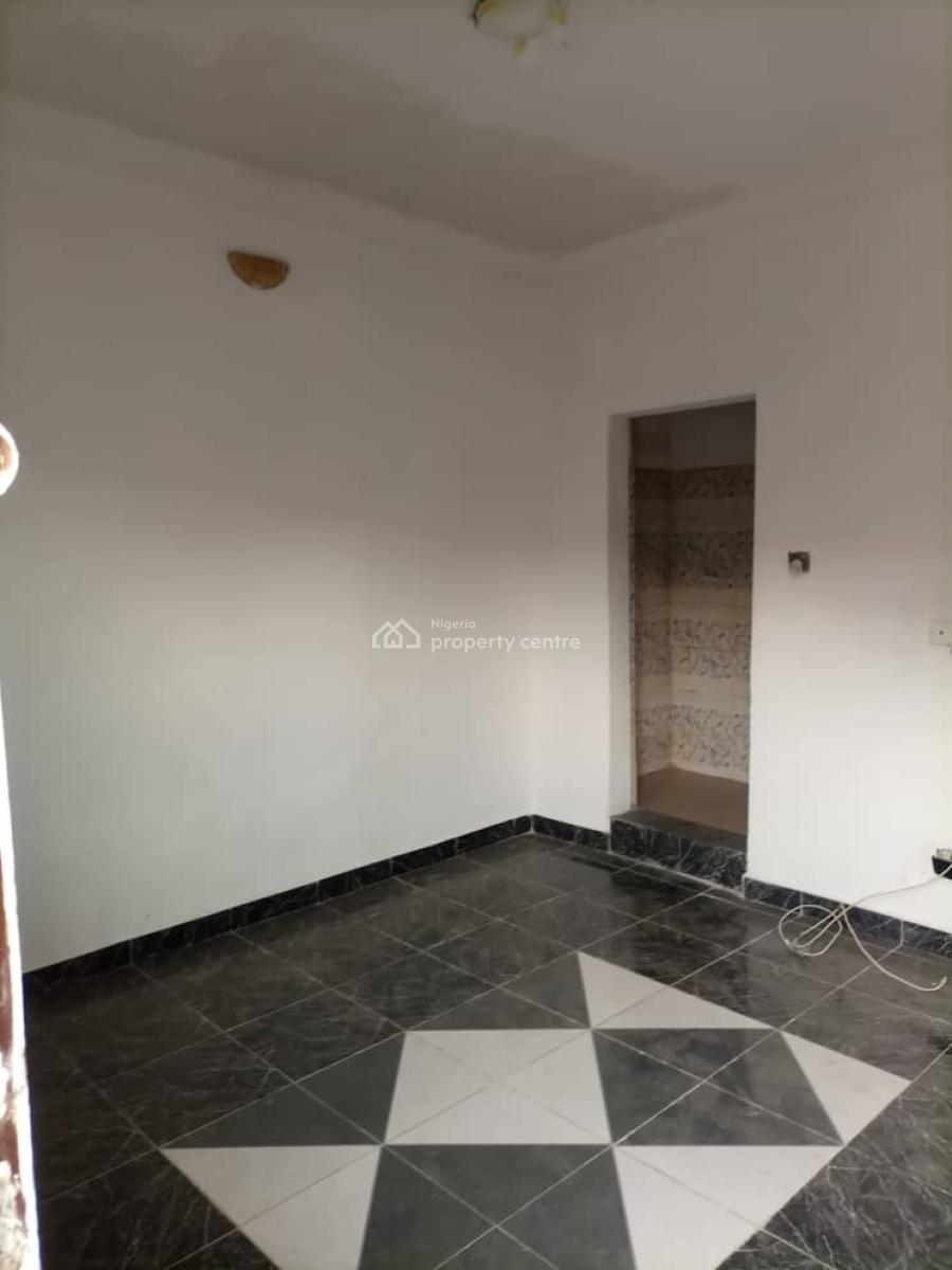 a Room Self Contain, Magodo, Lagos, Self Contain (single Rooms) for Rent